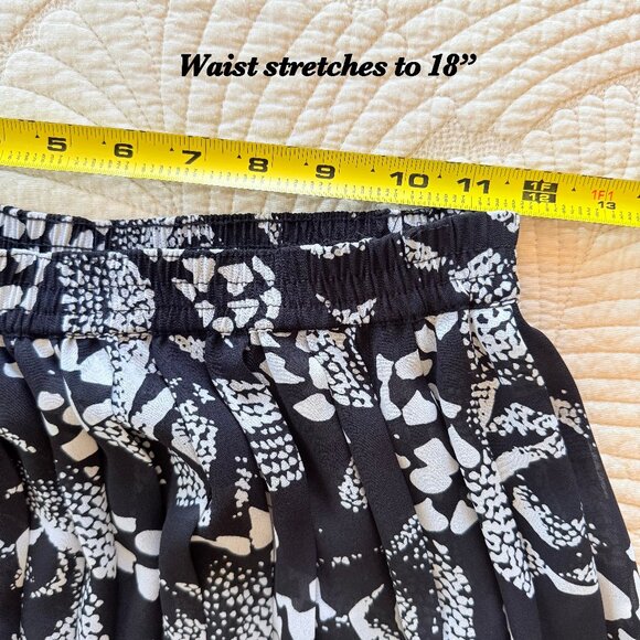 Vintage Alfred Dunner Sheer Black and White Rose Blouse & Skirt Set Size 8 & 10 - Picture 13 of 17